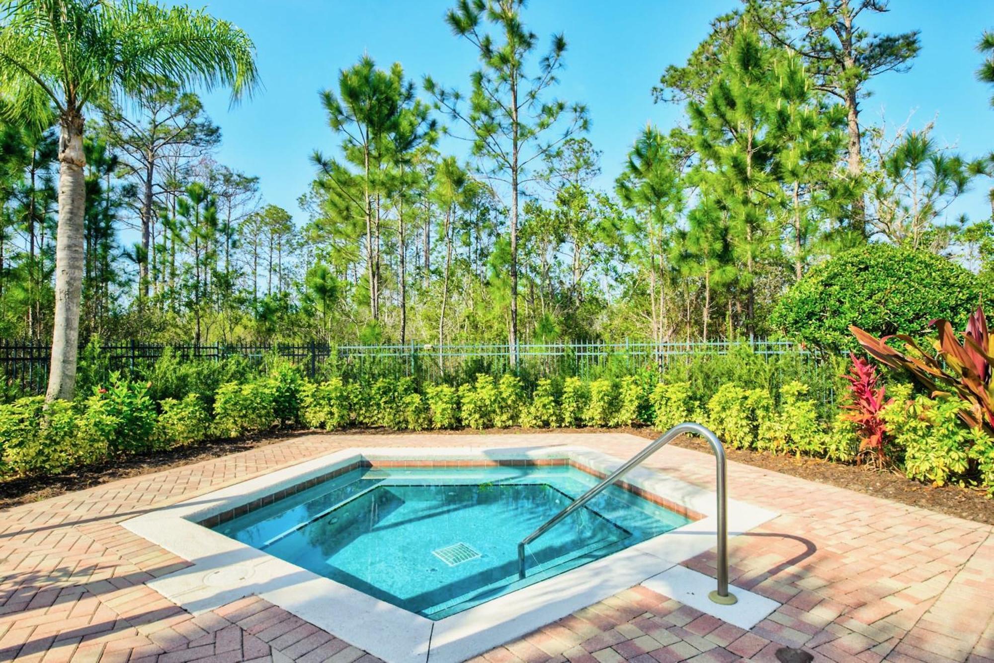 Stunning 3Br Near Disney - Pool And Hot Tub! ออร์ลันโด ภายนอก รูปภาพ